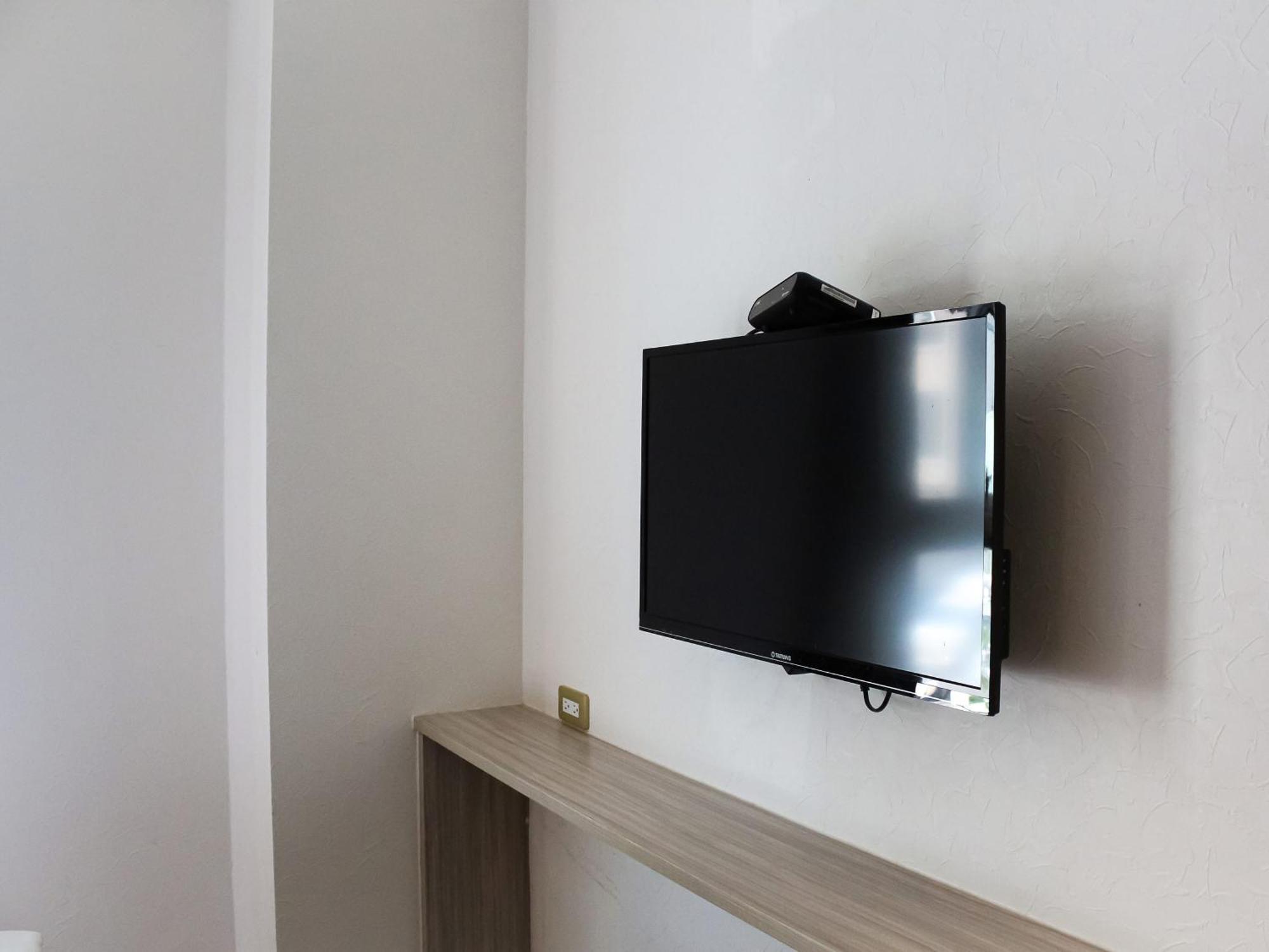 Check Inn Express Taichung Fuxing Hall 2 Экстерьер фото